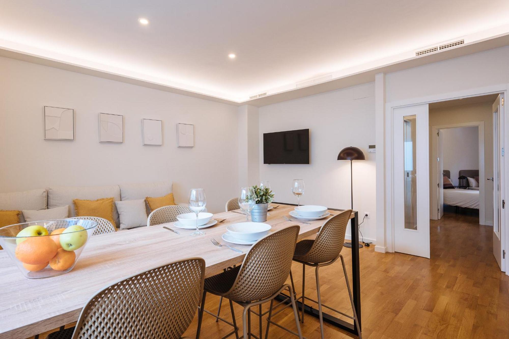 The Zentral Suites & Apartments Севиля Екстериор снимка