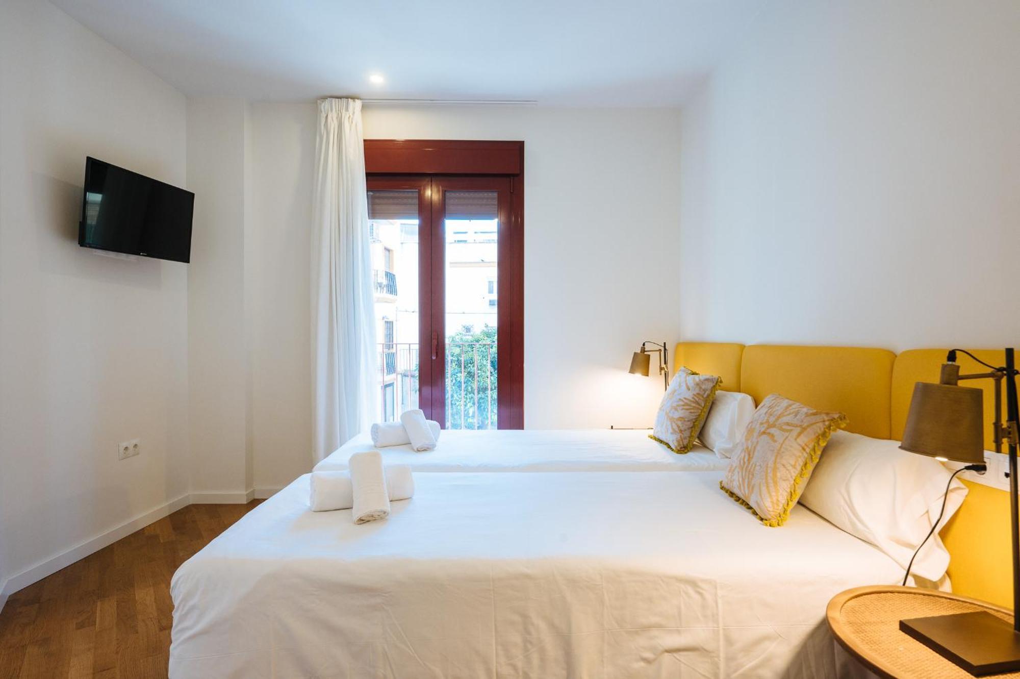 The Zentral Suites & Apartments Севиля Екстериор снимка