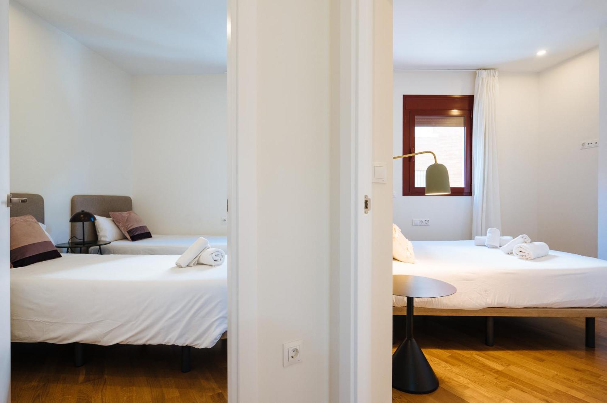 The Zentral Suites & Apartments Севиля Екстериор снимка