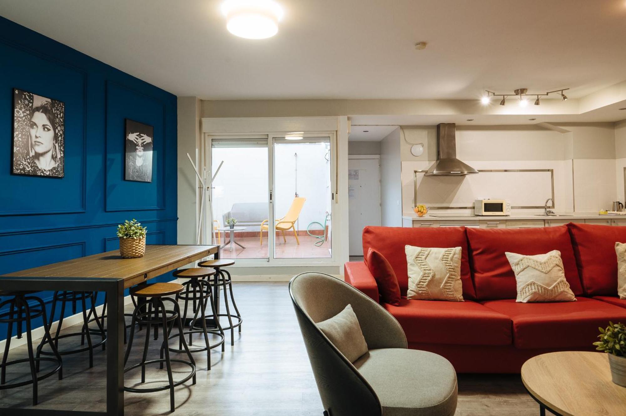 The Zentral Suites & Apartments Севиля Екстериор снимка