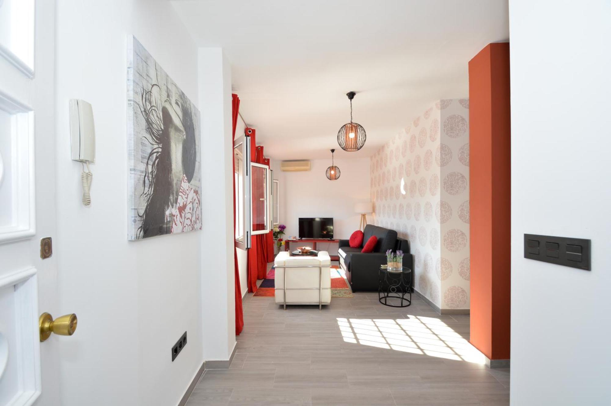 The Zentral Suites & Apartments Севиля Екстериор снимка