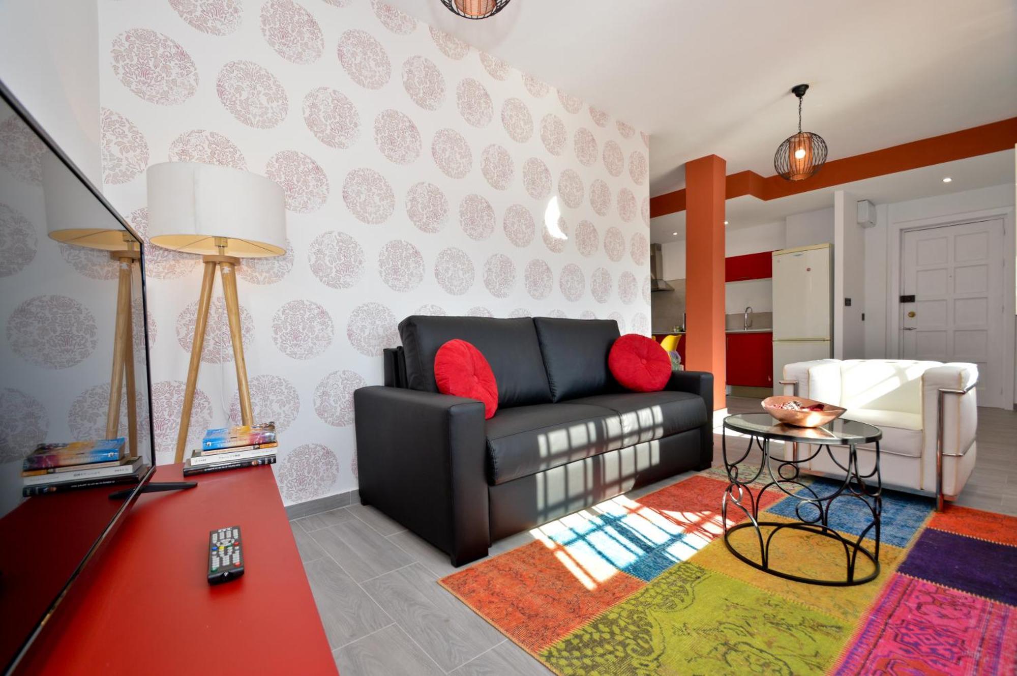 The Zentral Suites & Apartments Севиля Екстериор снимка