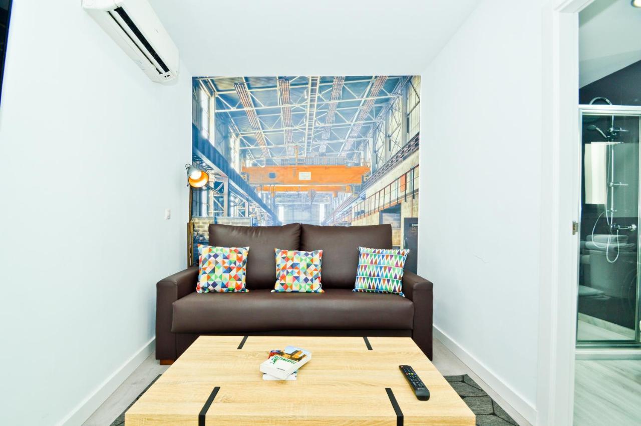 The Zentral Suites & Apartments Севиля Стая снимка